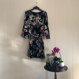 VINCE CAMUTO NEVER BEEN WORN floral dress TAGS ATTACHED SIZE 14